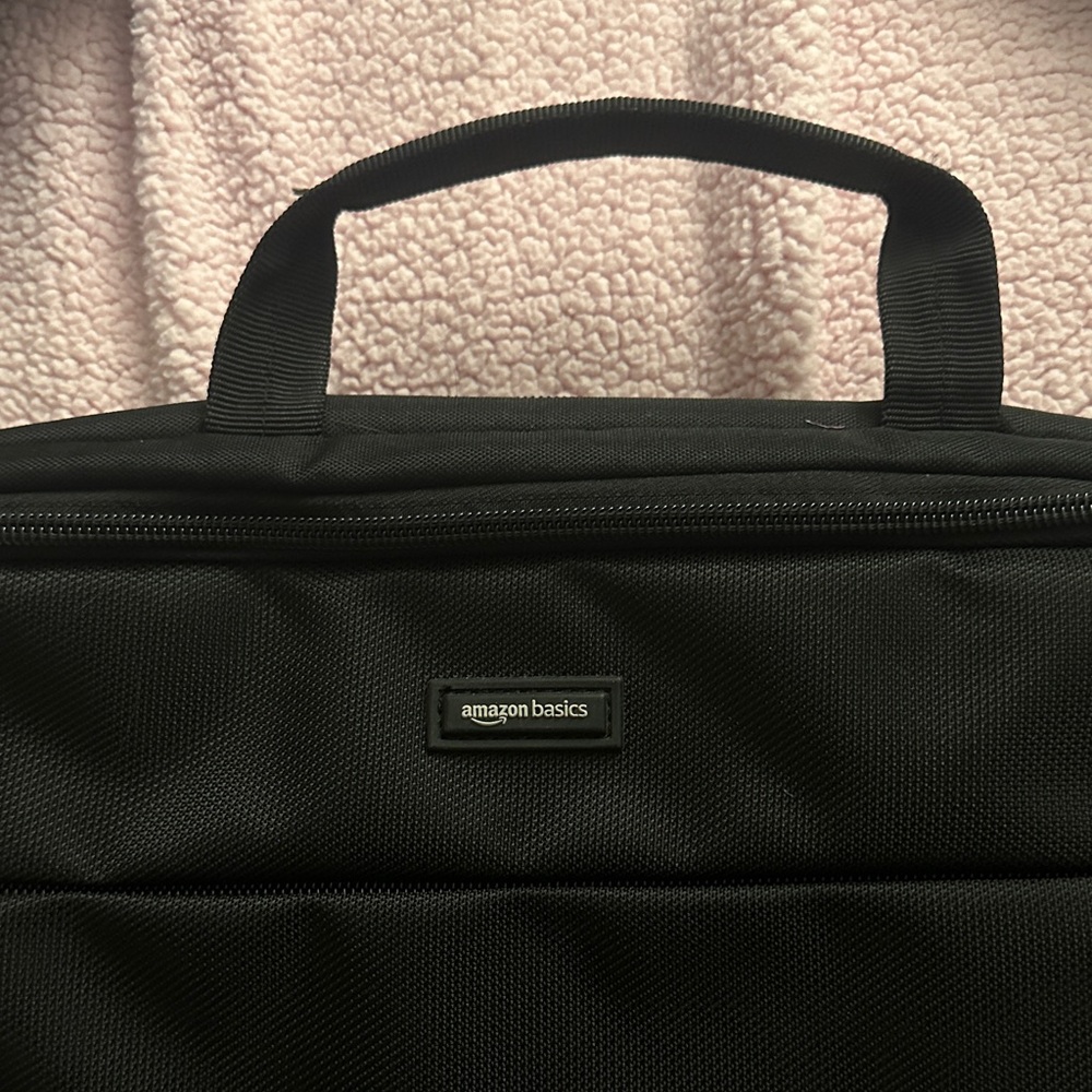 Amazon Basics Black Laptop Bag - Picture 2 of 6